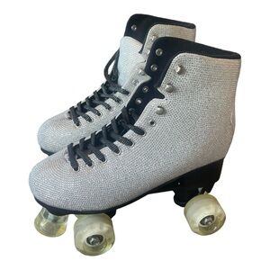 Women’s Size 10 Poster Girl Silver Bling Billionaire Roller Skates